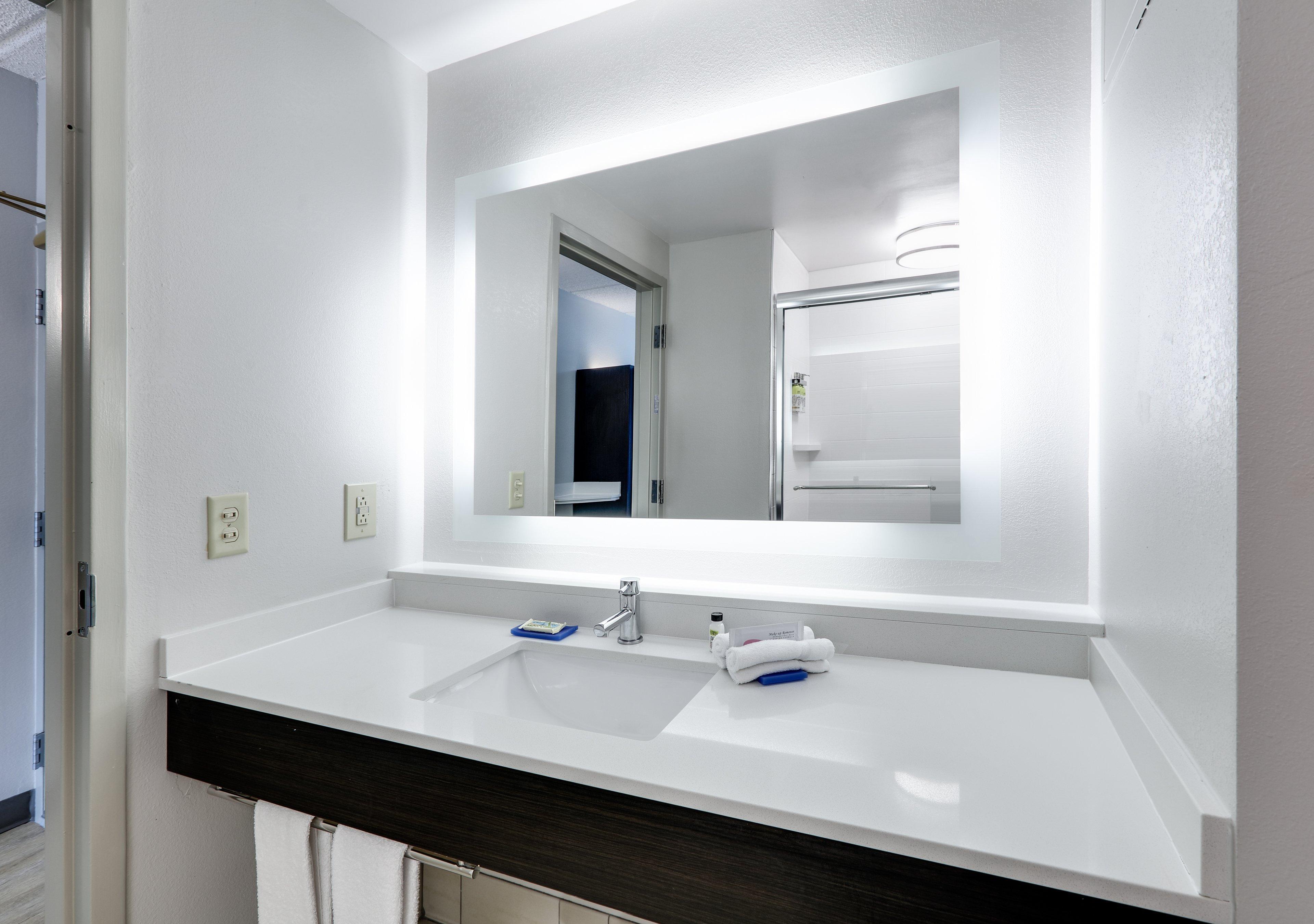 Holiday Inn Express Hotel & Suites Dublin By Ihg Kültér fotó