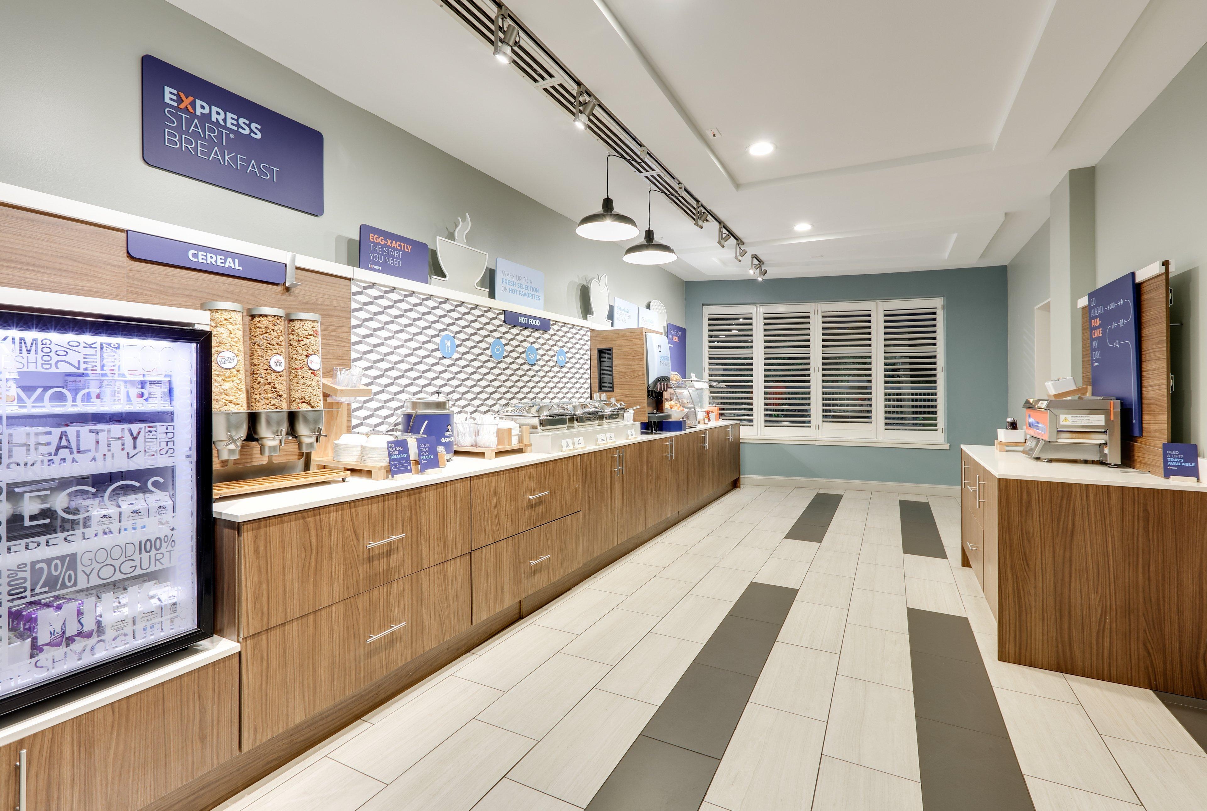 Holiday Inn Express Hotel & Suites Dublin By Ihg Kültér fotó