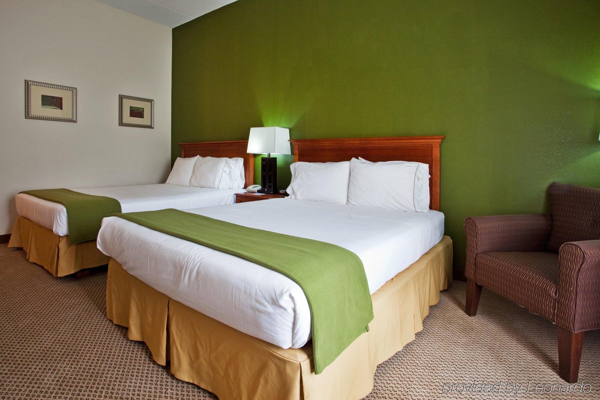 Holiday Inn Express Hotel & Suites Dublin By Ihg Szoba fotó