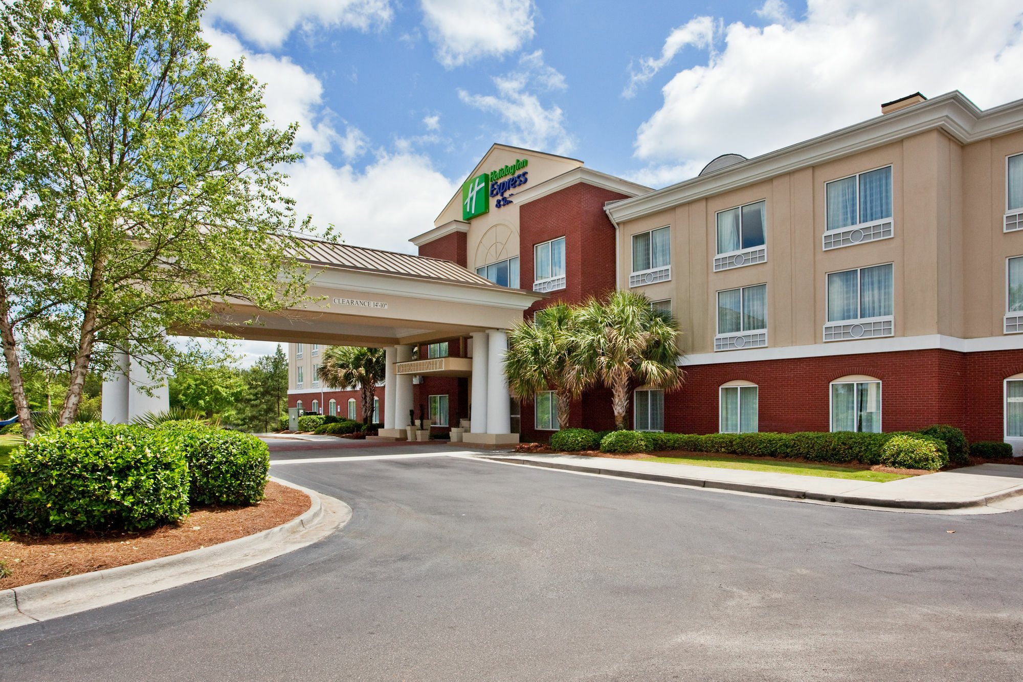 Holiday Inn Express Hotel & Suites Dublin By Ihg Kültér fotó